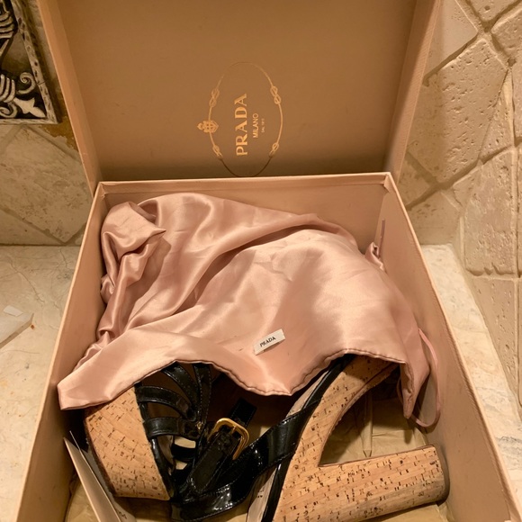 Prada shoes , wedged heels - Picture 8 of 8